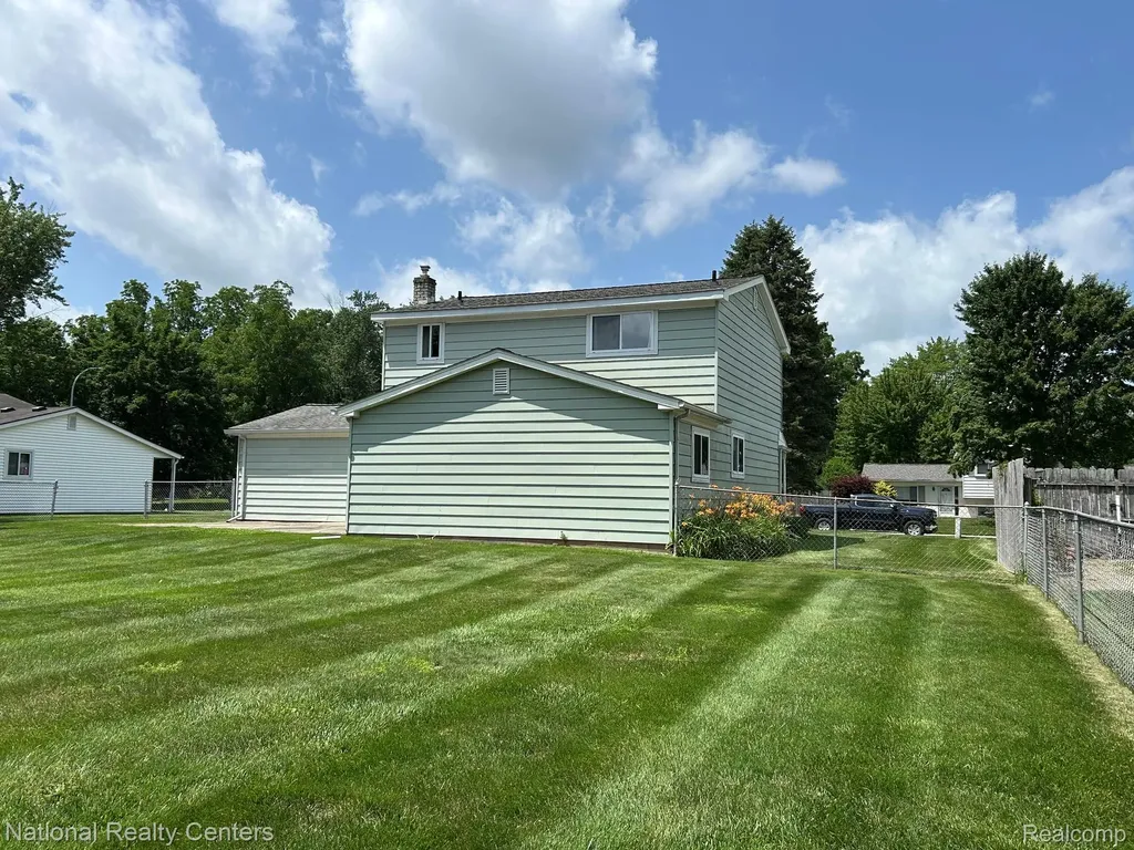 2648 Campbellgate Drive Waterford Charter Township MI 48329