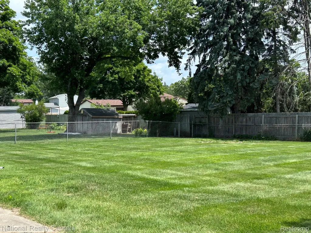 2648 Campbellgate Drive Waterford Charter Township MI 48329