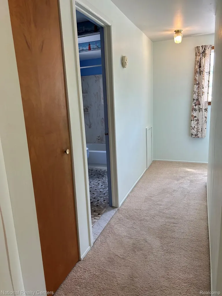 2648 Campbellgate Drive Waterford Charter Township MI 48329