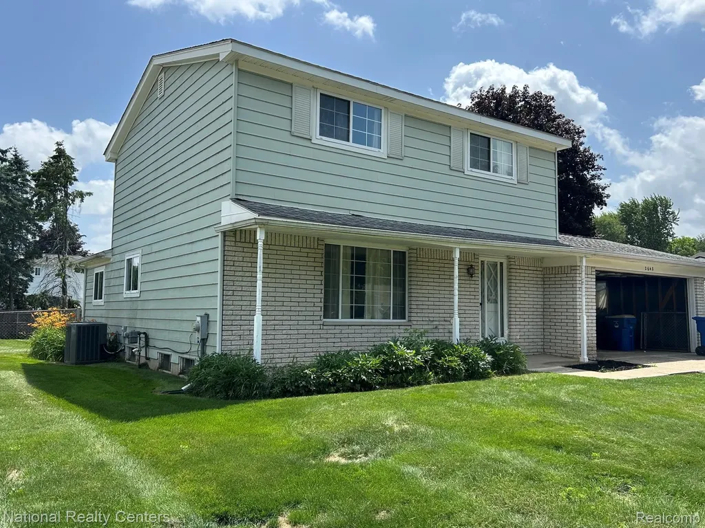 2648 Campbellgate Drive Waterford Charter Township MI 48329