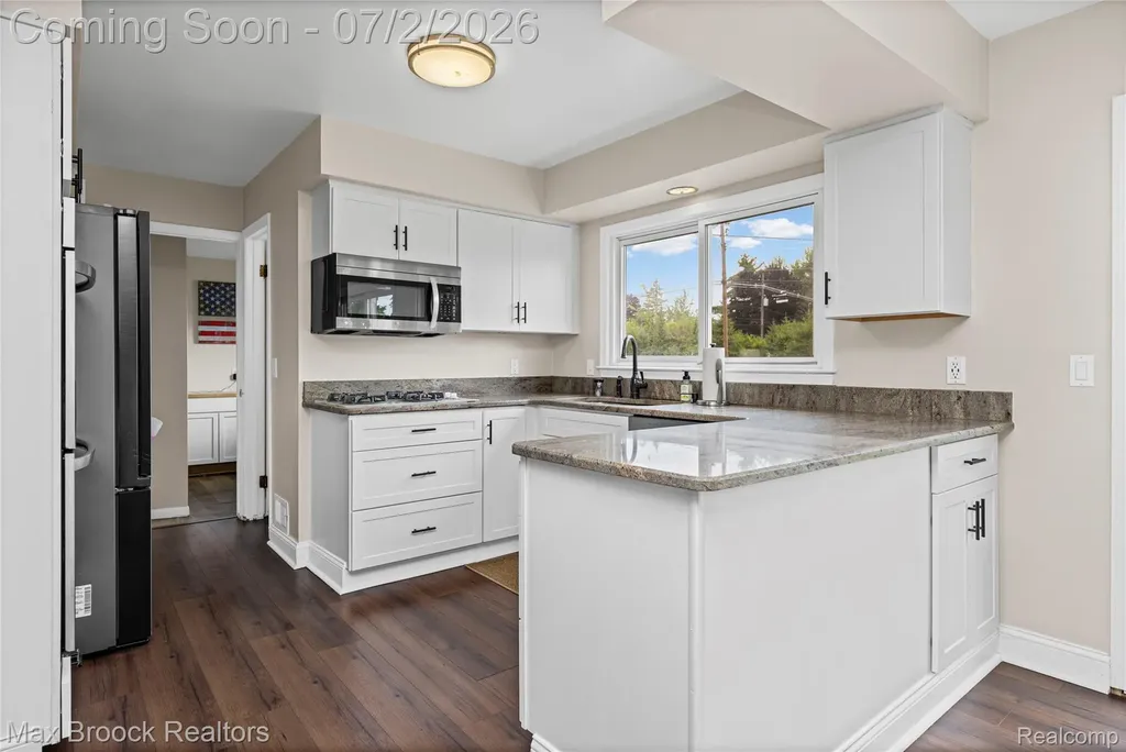 5494 Centerbrook Drive West Bloomfield Charter Township MI 48322