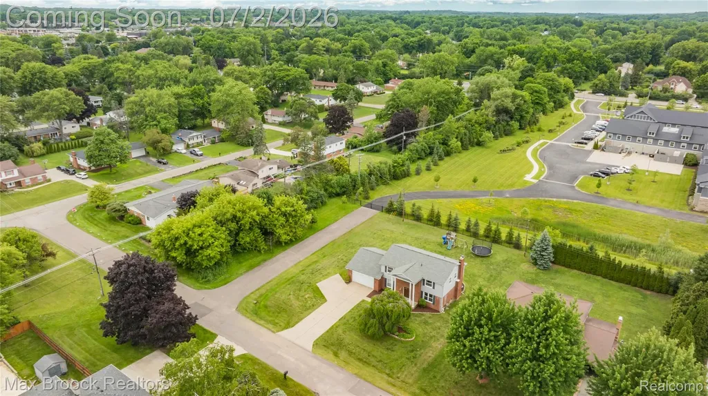 5494 Centerbrook Drive West Bloomfield Charter Township MI 48322