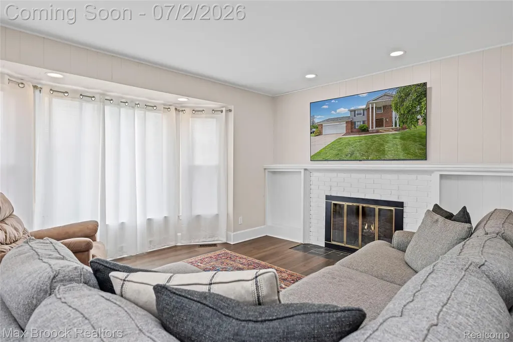 5494 Centerbrook Drive West Bloomfield Charter Township MI 48322