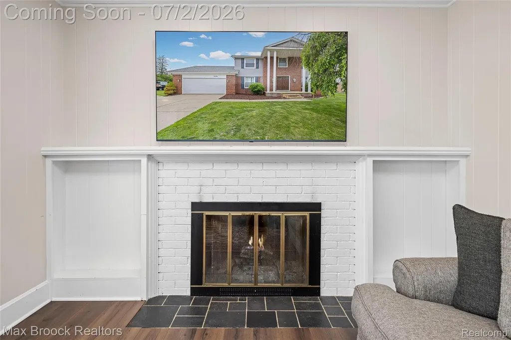 5494 Centerbrook Drive West Bloomfield Charter Township MI 48322