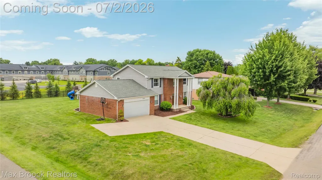 5494 Centerbrook Drive West Bloomfield Charter Township MI 48322