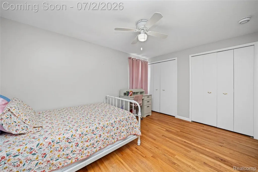 5494 Centerbrook Drive West Bloomfield Charter Township MI 48322
