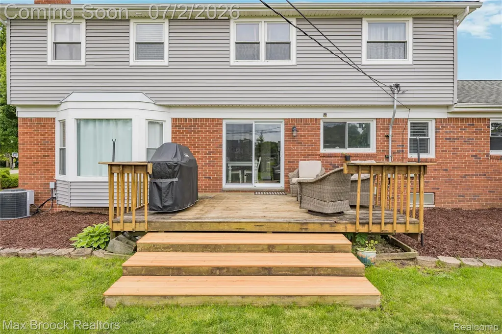 5494 Centerbrook Drive West Bloomfield Charter Township MI 48322