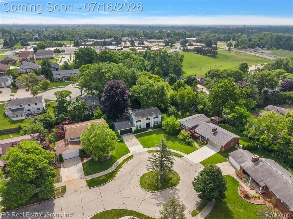 24132 Saint Mary Court Farmington City MI 48336
