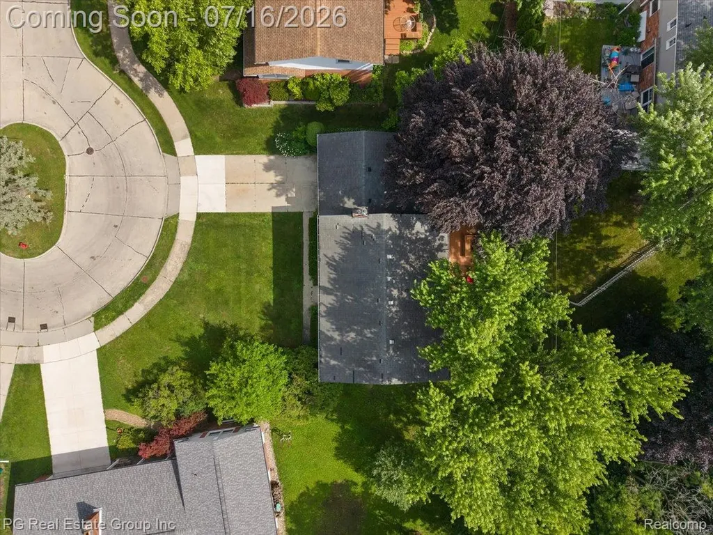 24132 Saint Mary Court Farmington City MI 48336