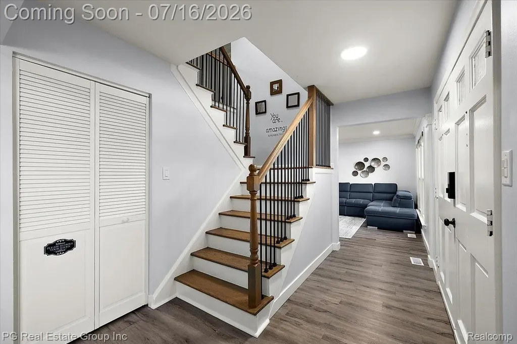 24132 Saint Mary Court Farmington City MI 48336