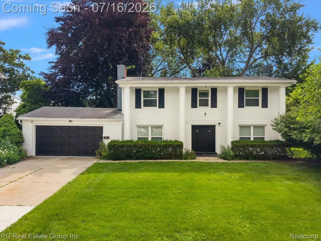 24132 Saint Mary Court Farmington City MI 48336