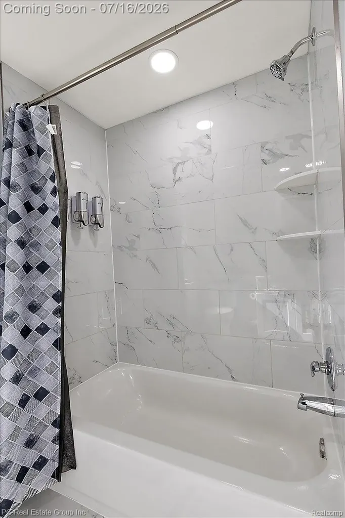 24132 Saint Mary Court Farmington City MI 48336