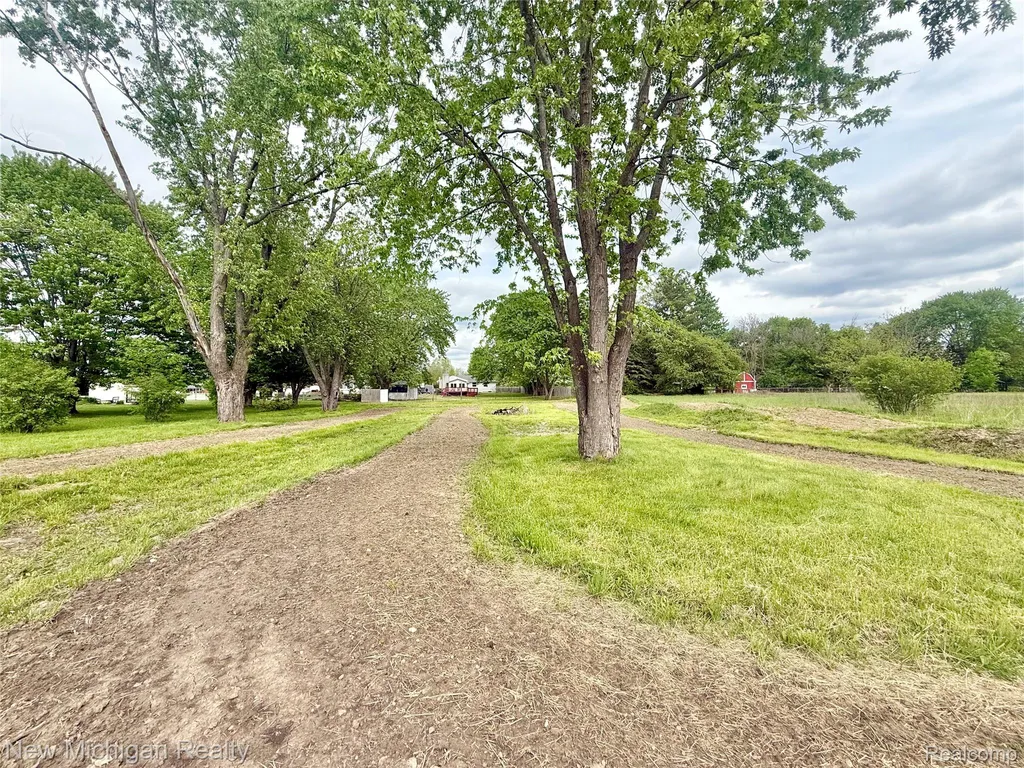 5288 Torrey Road Mundy Township MI 48507