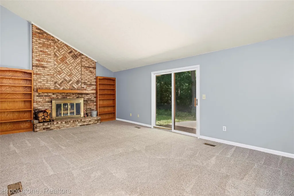 312 Burr Oak Drive Ann Arbor City MI 48103