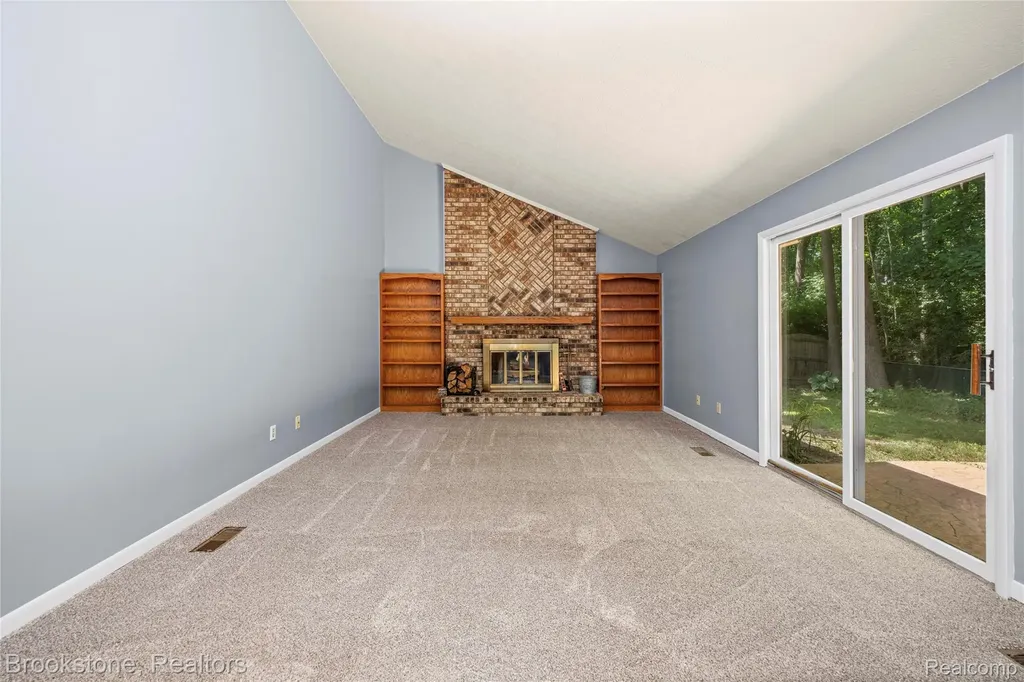 312 Burr Oak Drive Ann Arbor City MI 48103