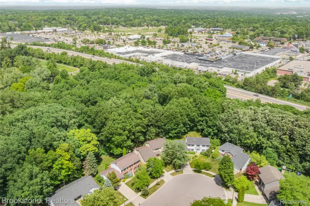 312 Burr Oak Drive Ann Arbor City MI 48103
