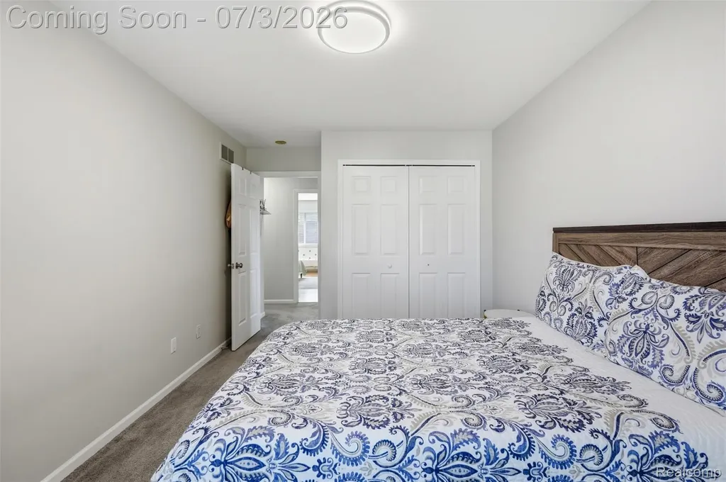 36372 Cecilia Drive Sterling Heights City MI 48312