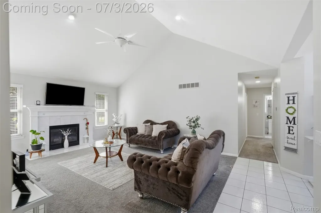 36372 Cecilia Drive Sterling Heights City MI 48312