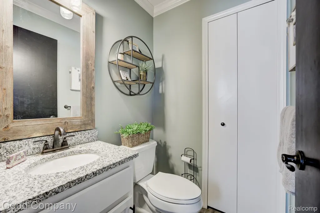 49877 Maurice Drive Chesterfield Township MI 48047