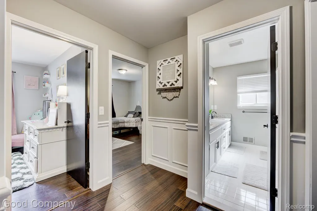 49877 Maurice Drive Chesterfield Township MI 48047