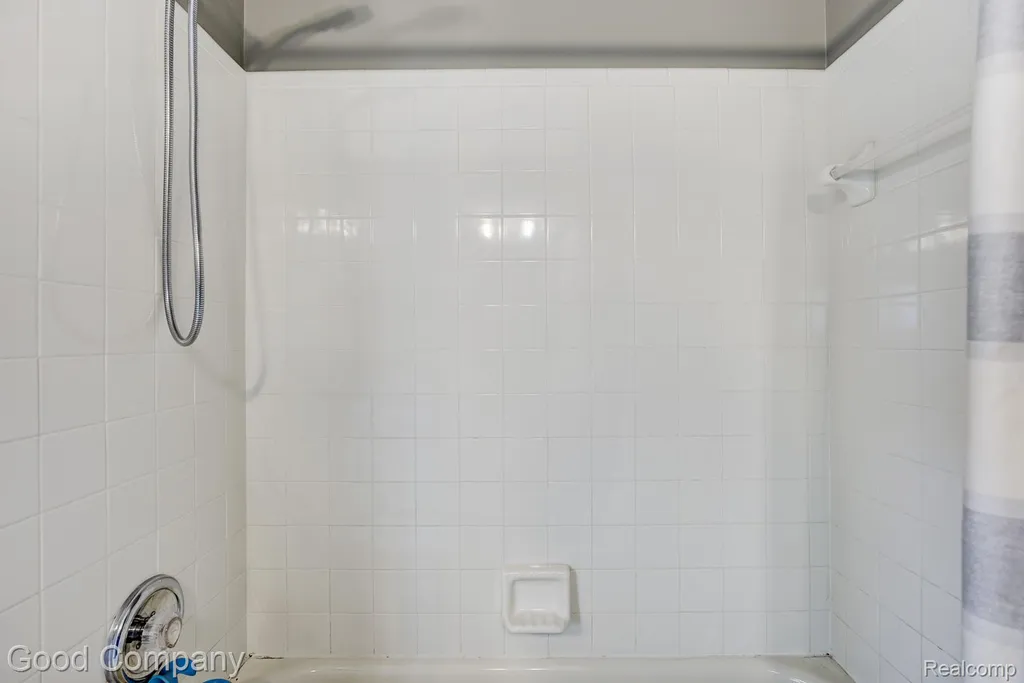 49877 Maurice Drive Chesterfield Township MI 48047