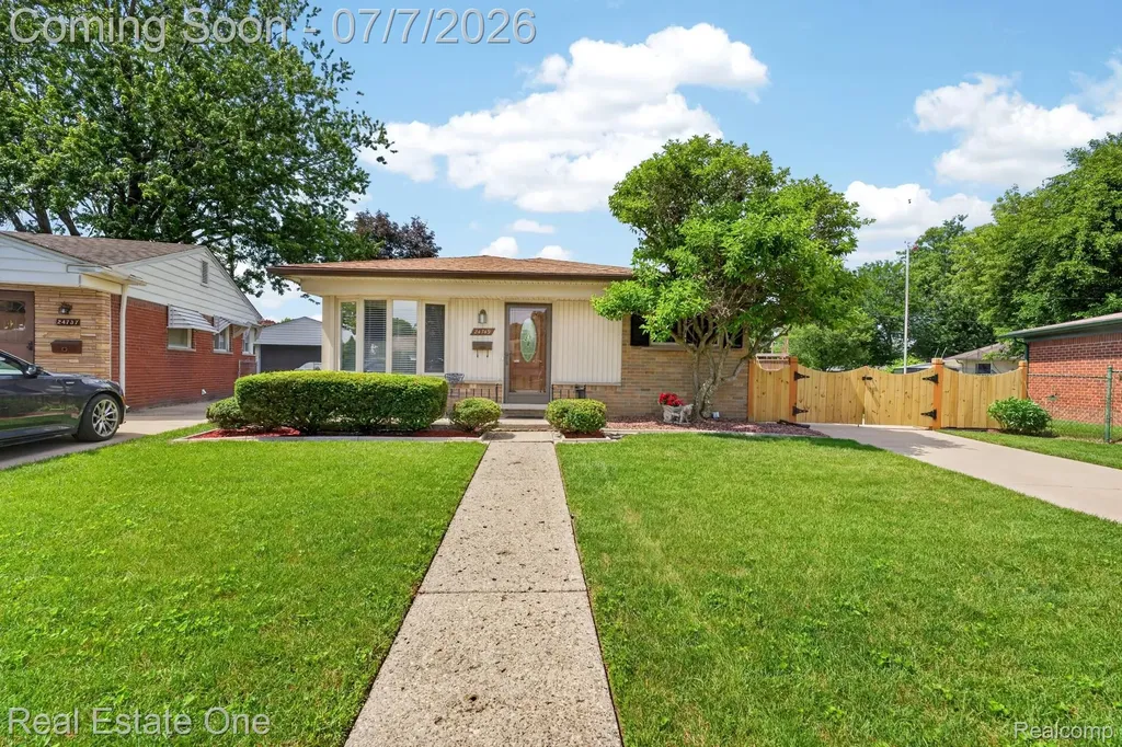 24749 Munson Street Taylor City MI 48180