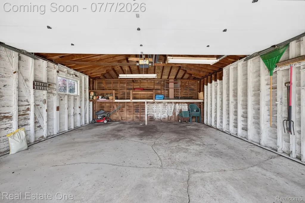24749 Munson Street Taylor City MI 48180