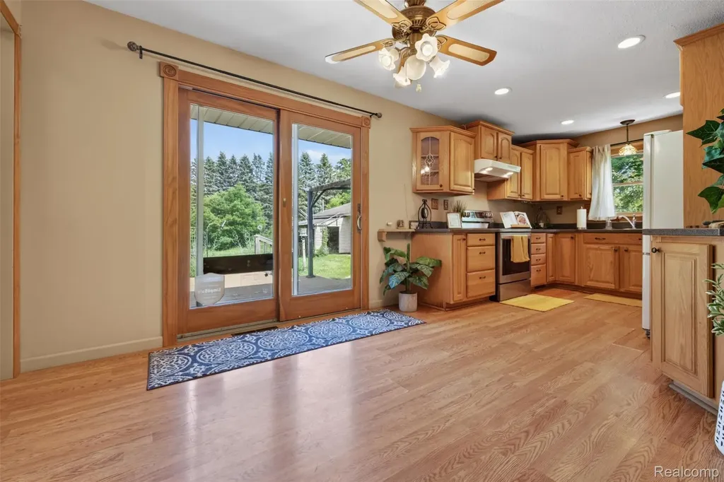 4675 Diehl Road Hadley Township MI 48455