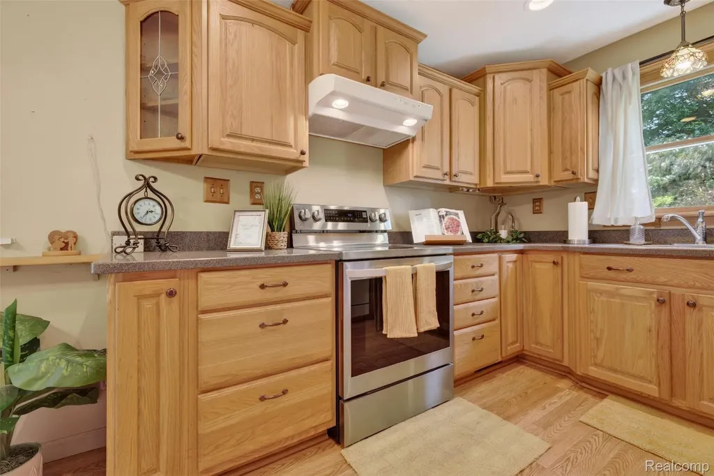 4675 Diehl Road Hadley Township MI 48455