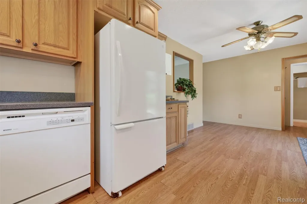 4675 Diehl Road Hadley Township MI 48455