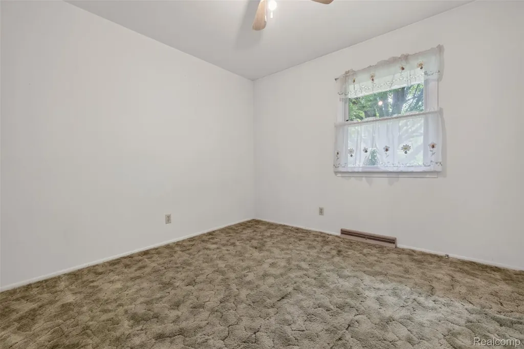 4675 Diehl Road Hadley Township MI 48455