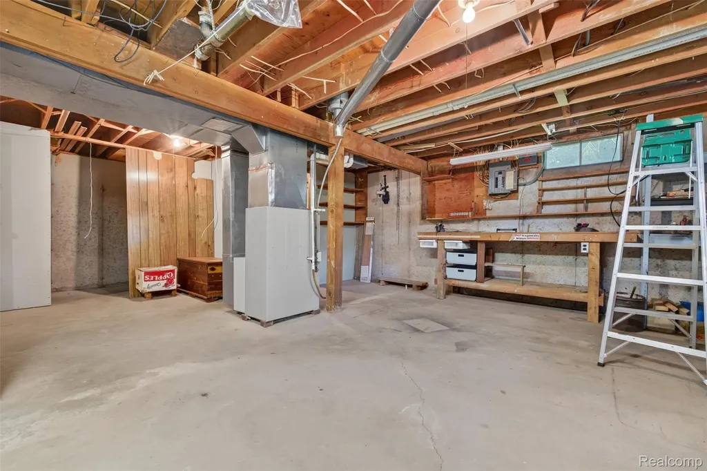 4675 Diehl Road Hadley Township MI 48455