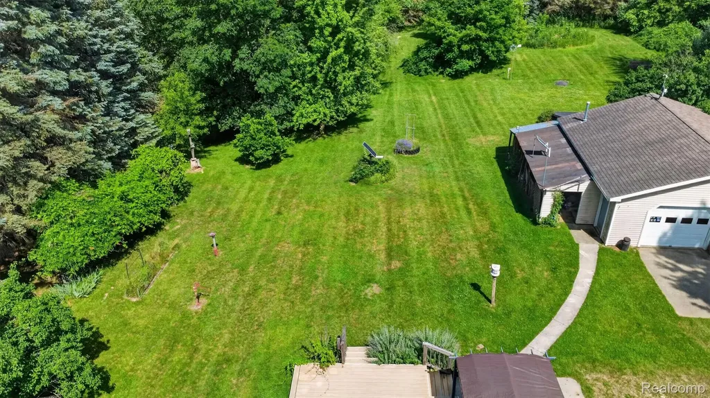 4675 Diehl Road Hadley Township MI 48455