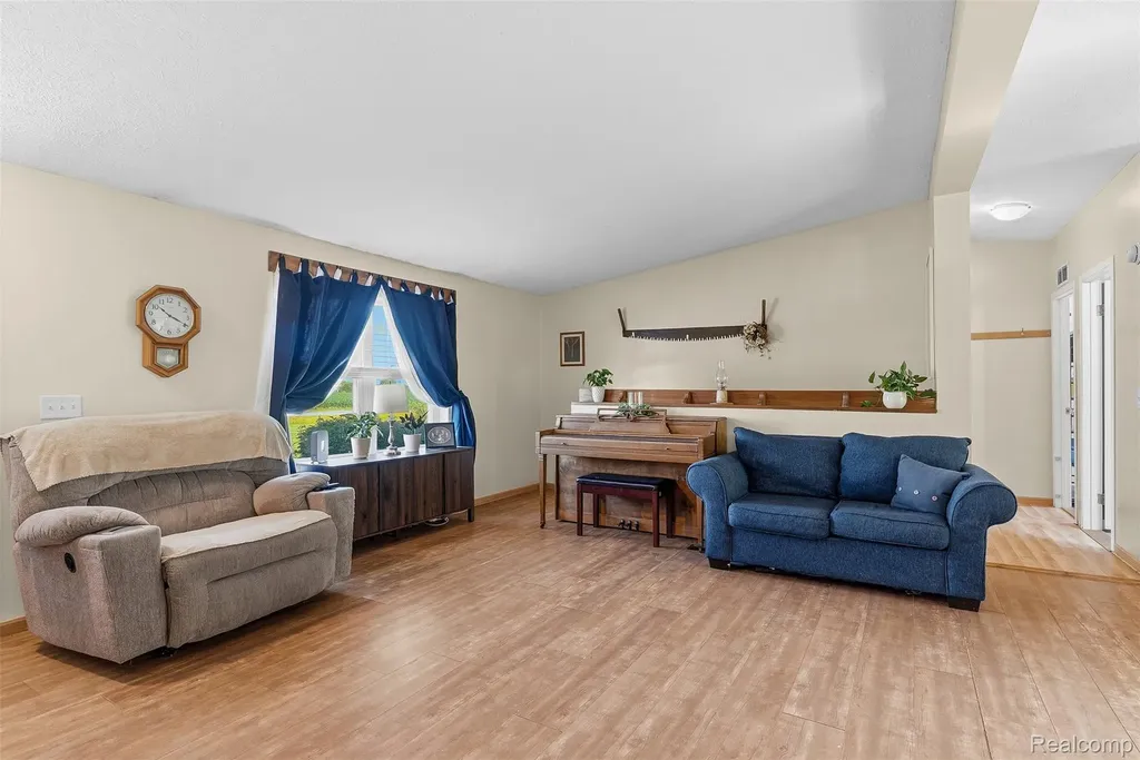 13325 S Beyer Road Birch Run Township MI 48415