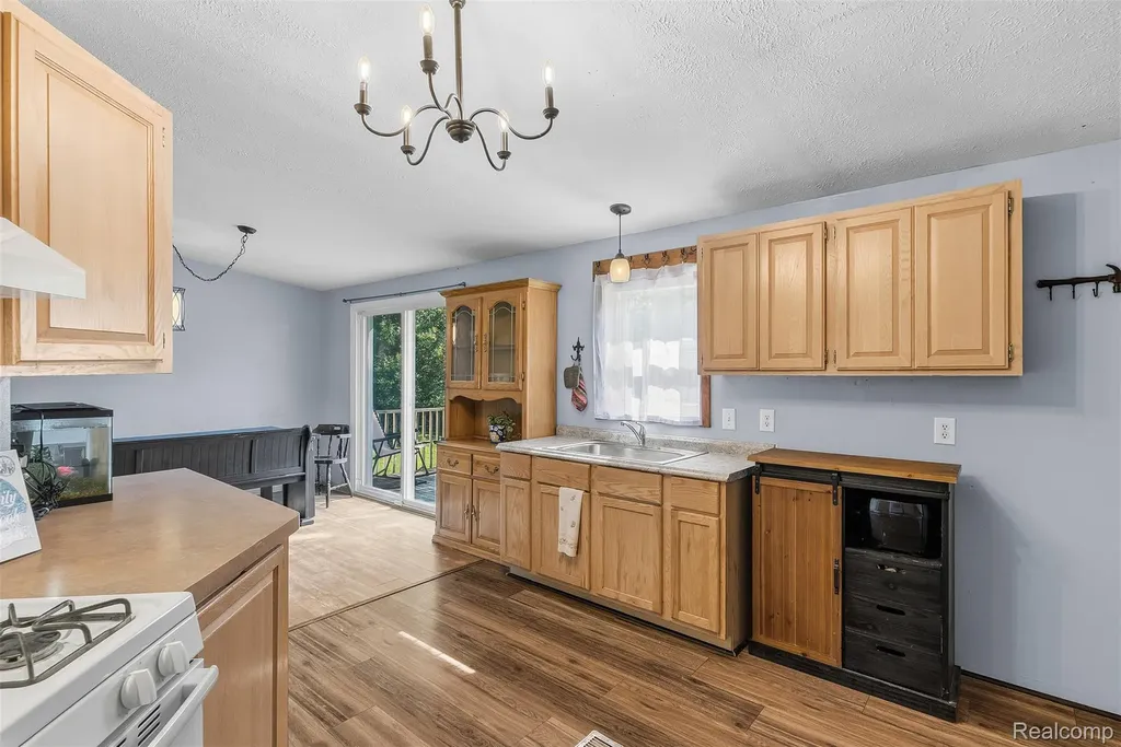 13325 S Beyer Road Birch Run Township MI 48415