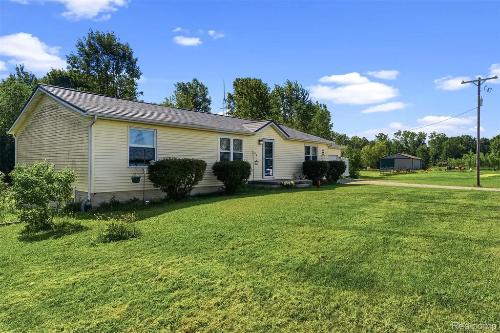 13325 S Beyer Road Birch Run Township MI 48415