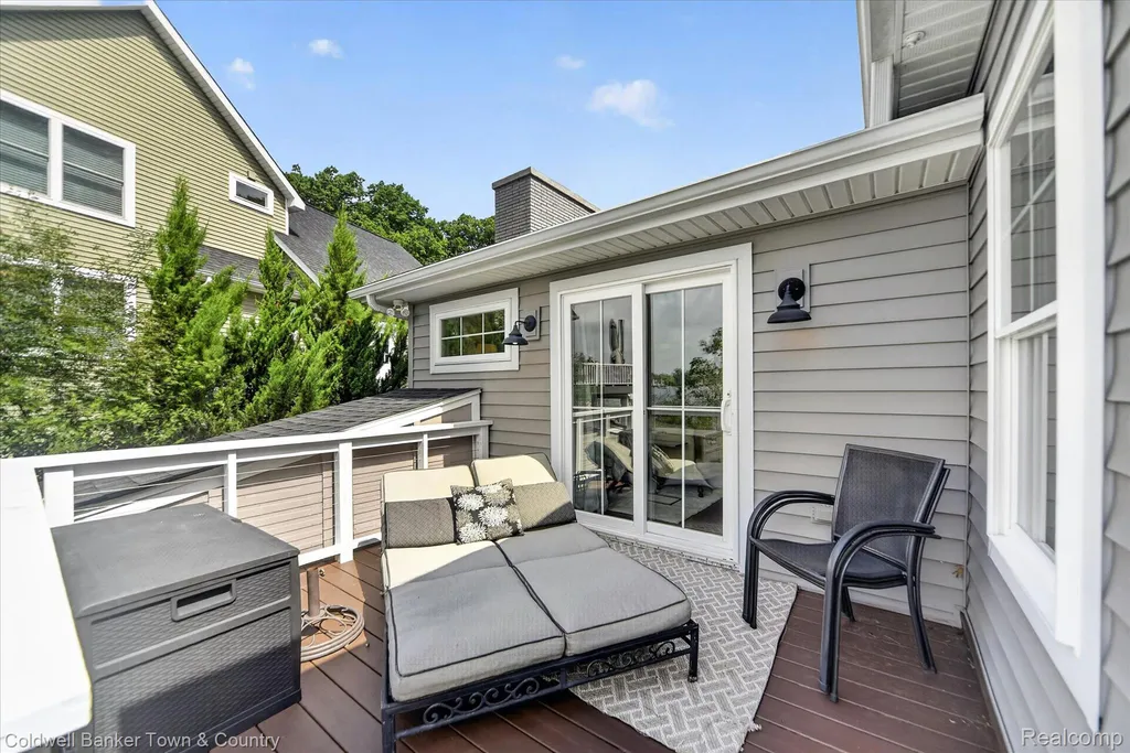 3762 Noble Genoa Township MI 48116