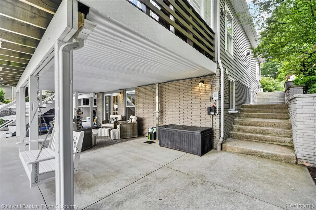 3762 Noble Genoa Township MI 48116