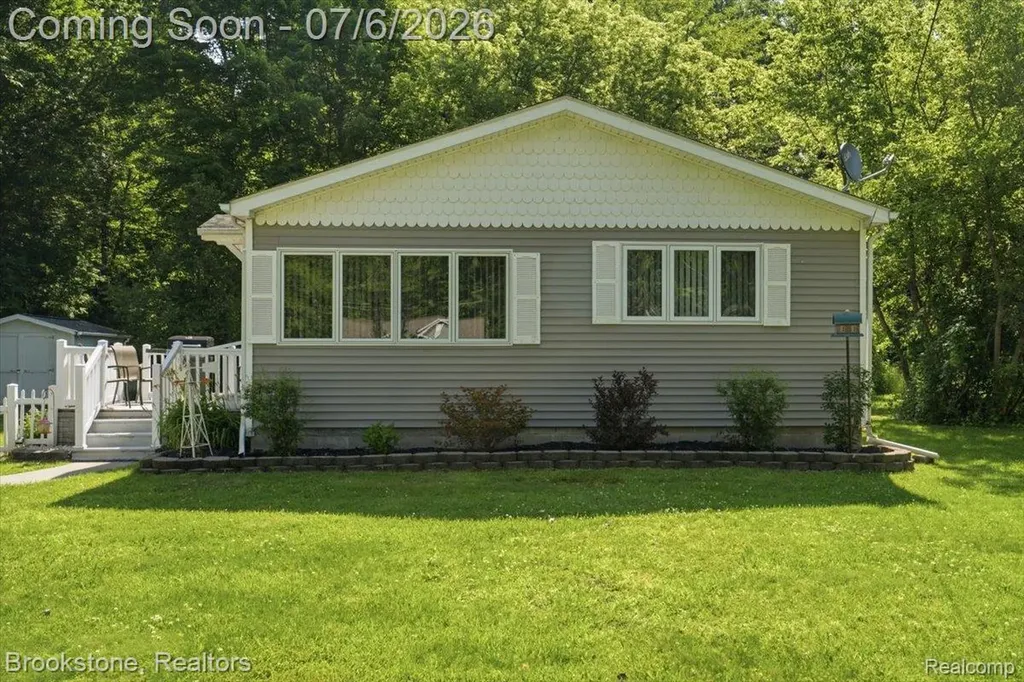 3850 State Road Fort Gratiot Charter Township MI 48059