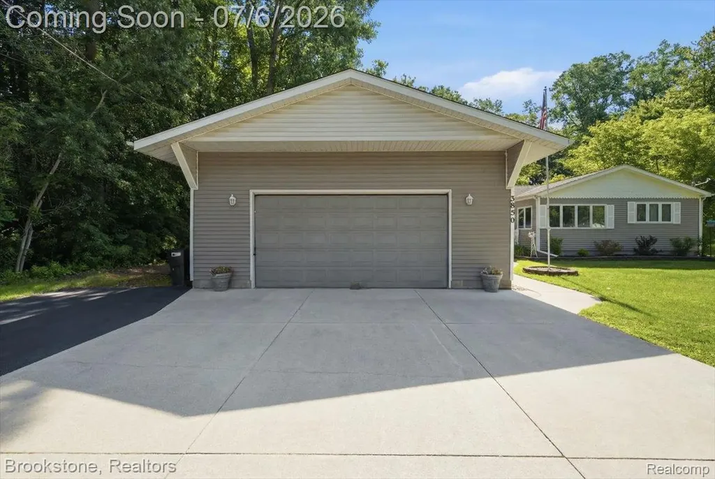 3850 State Road Fort Gratiot Charter Township MI 48059