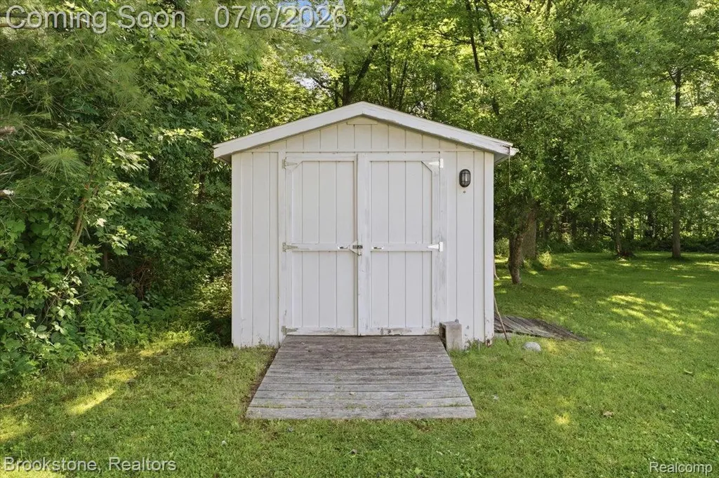 3850 State Road Fort Gratiot Charter Township MI 48059