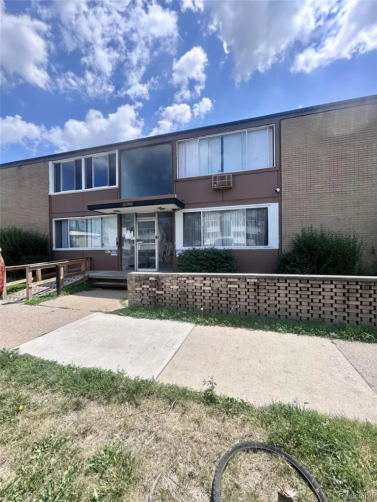 15080 Greenfield Road Detroit City MI 48227