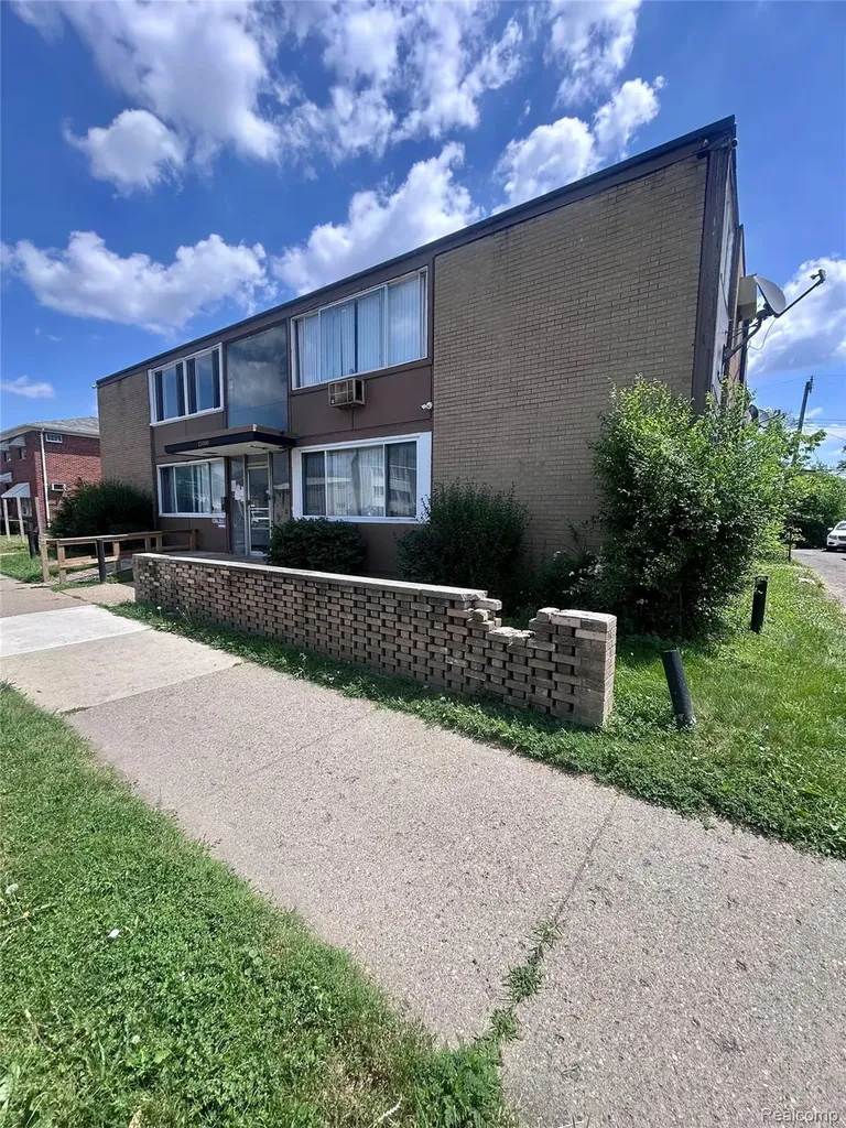 15080 Greenfield Road Detroit City MI 48227