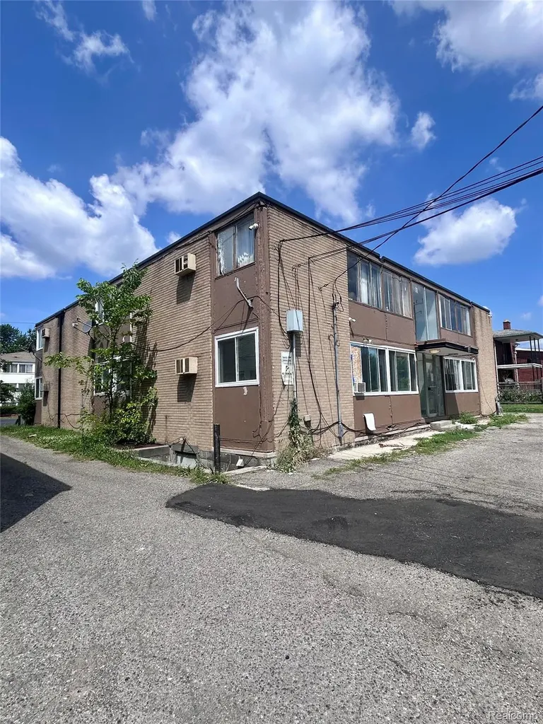 15080 Greenfield Road Detroit City MI 48227