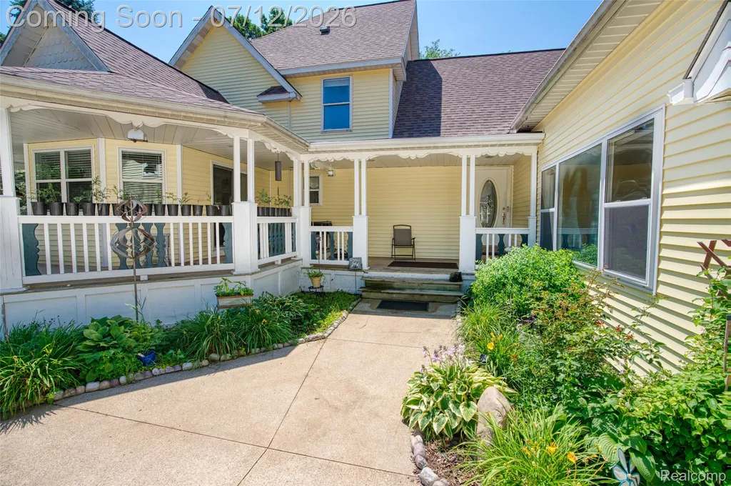 7500 Farley Road Putnam Township MI 48169
