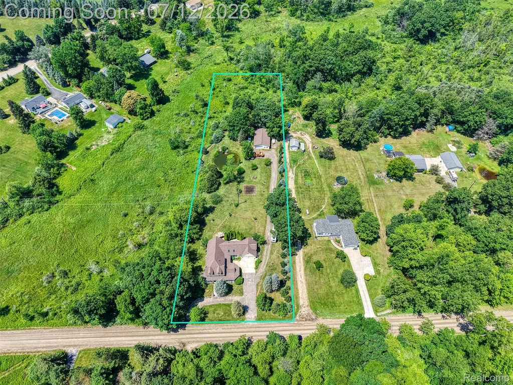 7500 Farley Road Putnam Township MI 48169