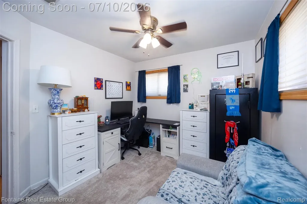 6053 John Daly Street Taylor City MI 48180