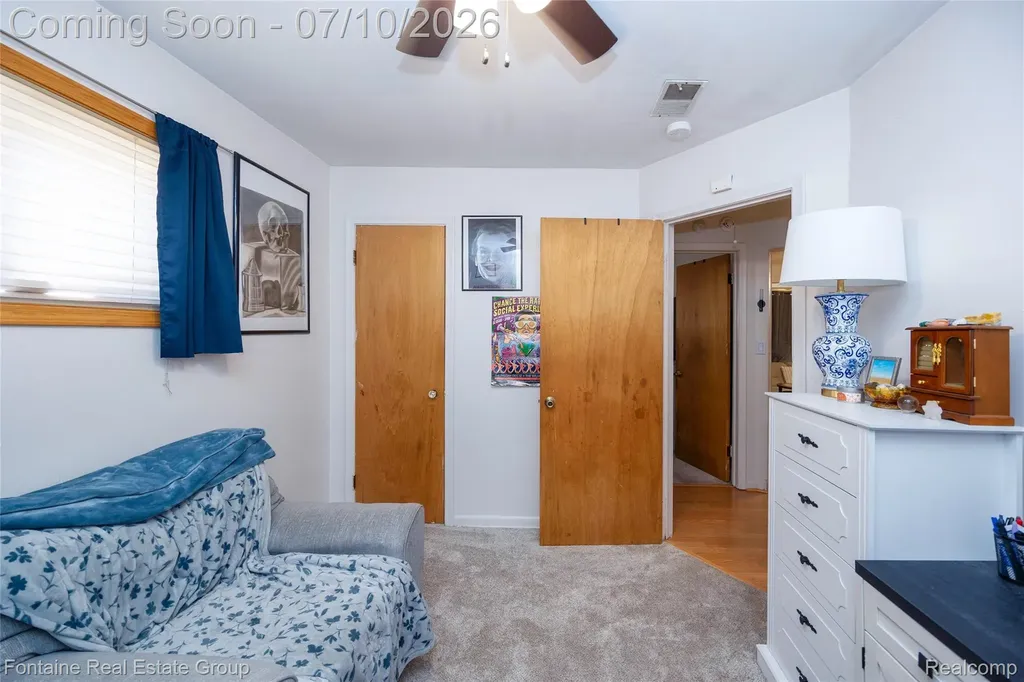 6053 John Daly Street Taylor City MI 48180
