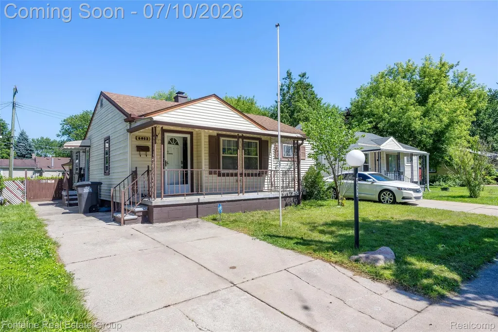 6053 John Daly Street Taylor City MI 48180
