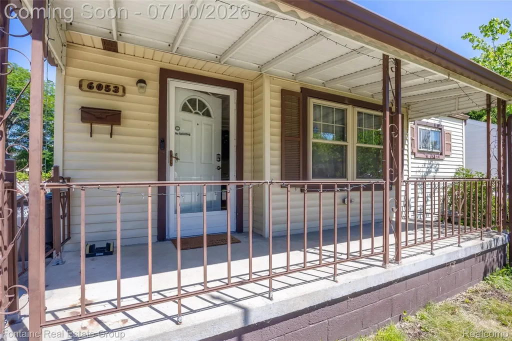 6053 John Daly Street Taylor City MI 48180